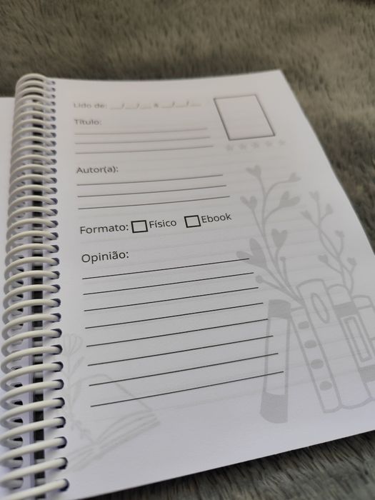 Caderno Literário (tema gatos)