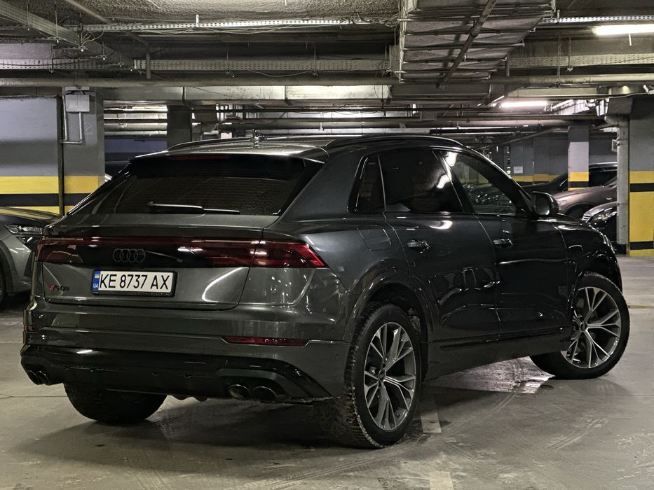 Продам Audi SQ8 2023