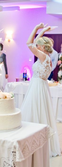 Piękna suknia ślubna