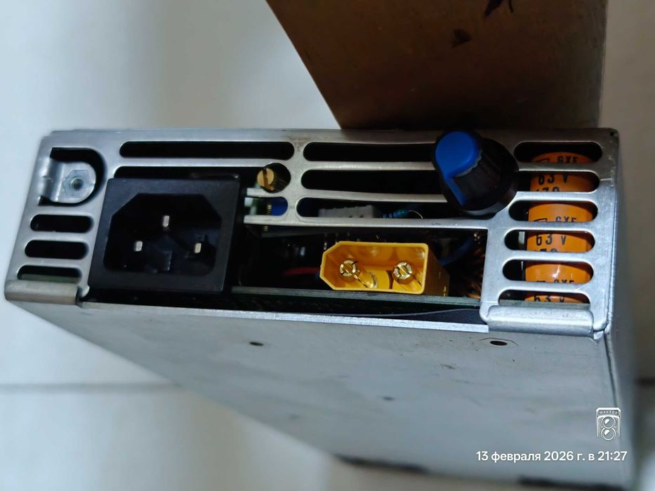 Мощное зарядное устройство 10-60 В 50А для батарей LiFePo4 2700 Вт.