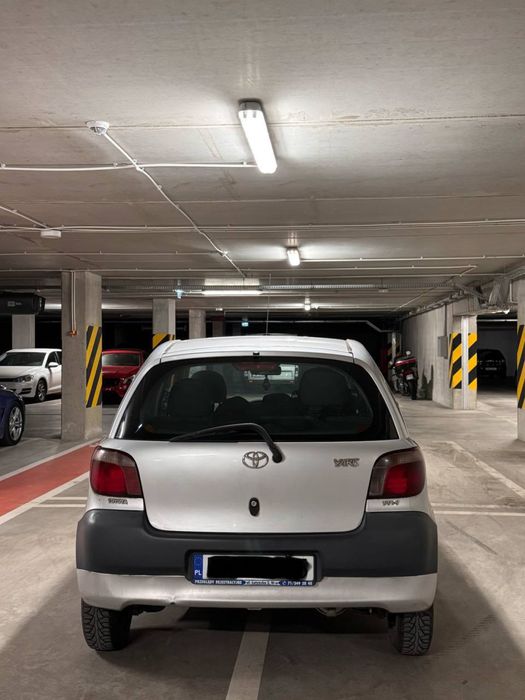 Toyota Yaris 2003r 1.0 benzyna stan dobry