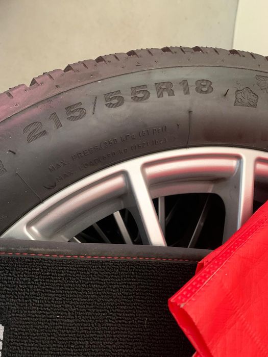 Jantes mercedes com pneus