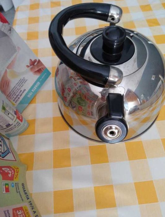 Chaleira para o fogão em inox