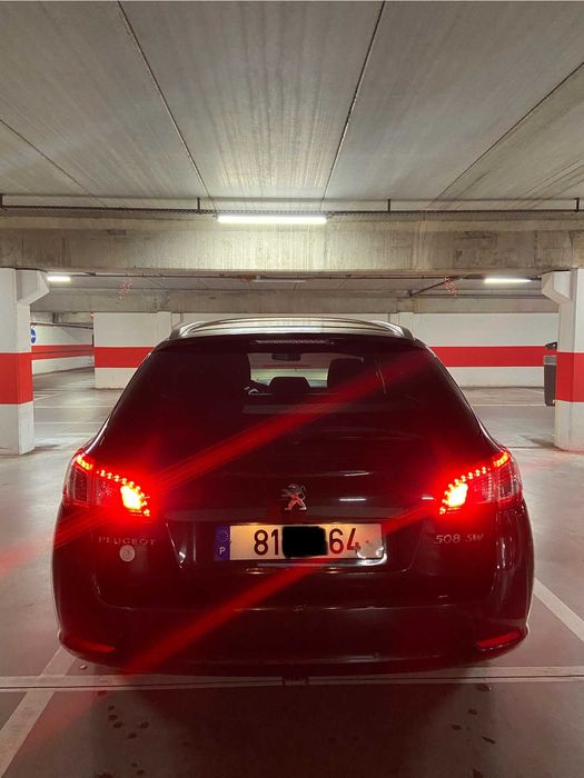 Peugeot 508 SW 2012