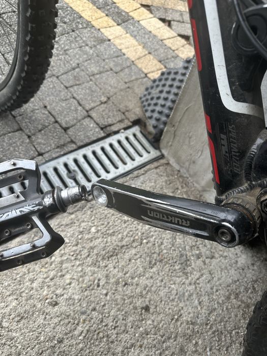 specialized status 1