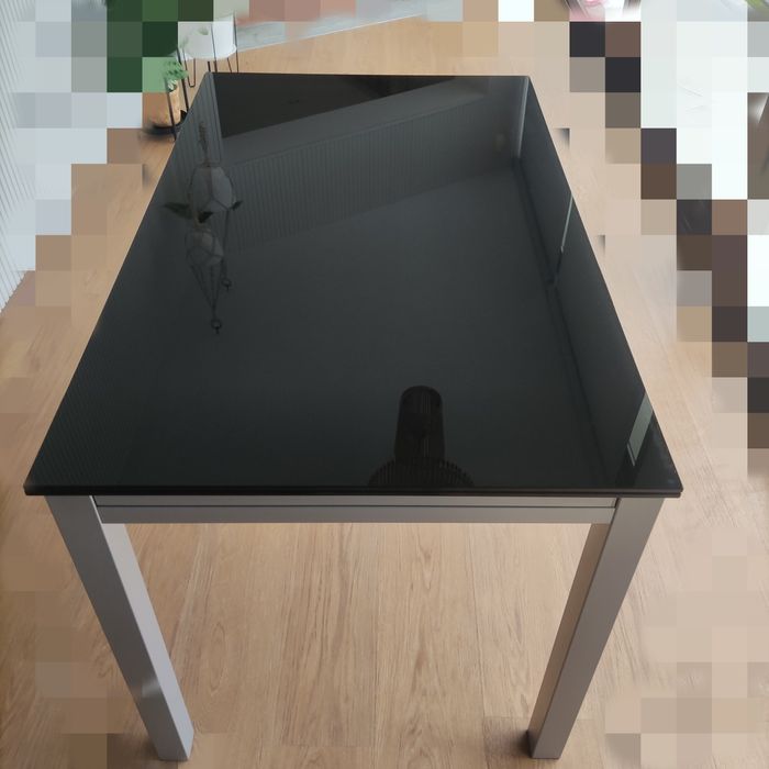 Mesa de cozinha para refeições em família