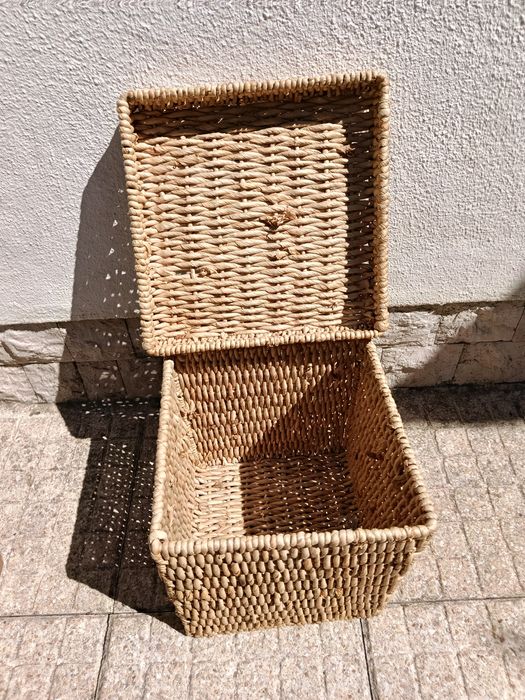 Caixa de rafia com tampa