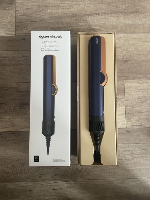 Dyson Airstrait Aeroprostownica