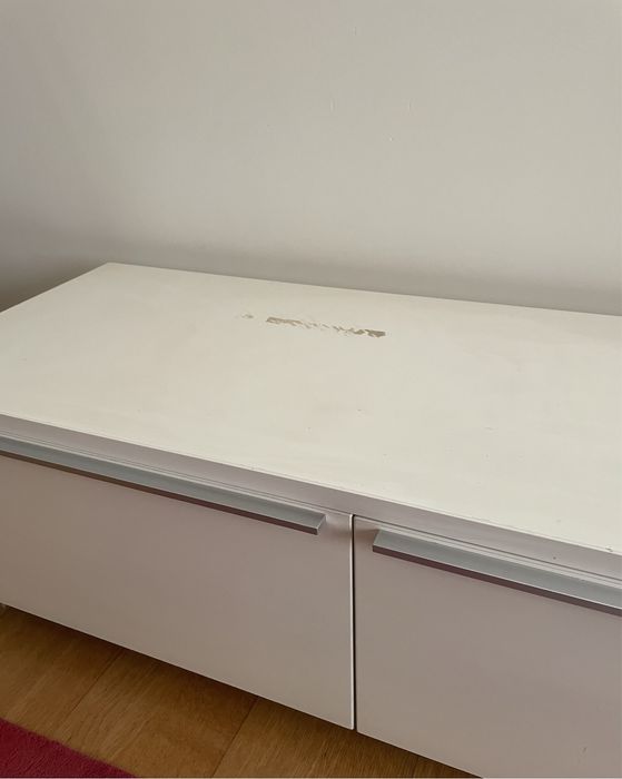 Móvel braco com tres gavetas grandes