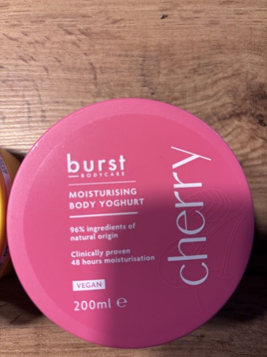 Jogurt do ciała burst bodycare