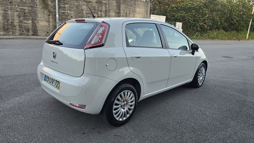 Fiat Punto 1.3 Multijet – Económico, Fiável e Pronto a Andar