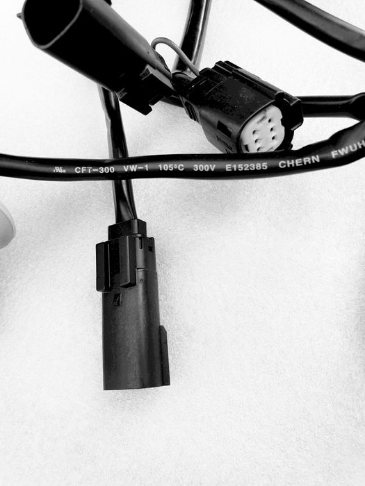 wiązka świateł kufra centralnego Harley Electra Road Glide od 2009