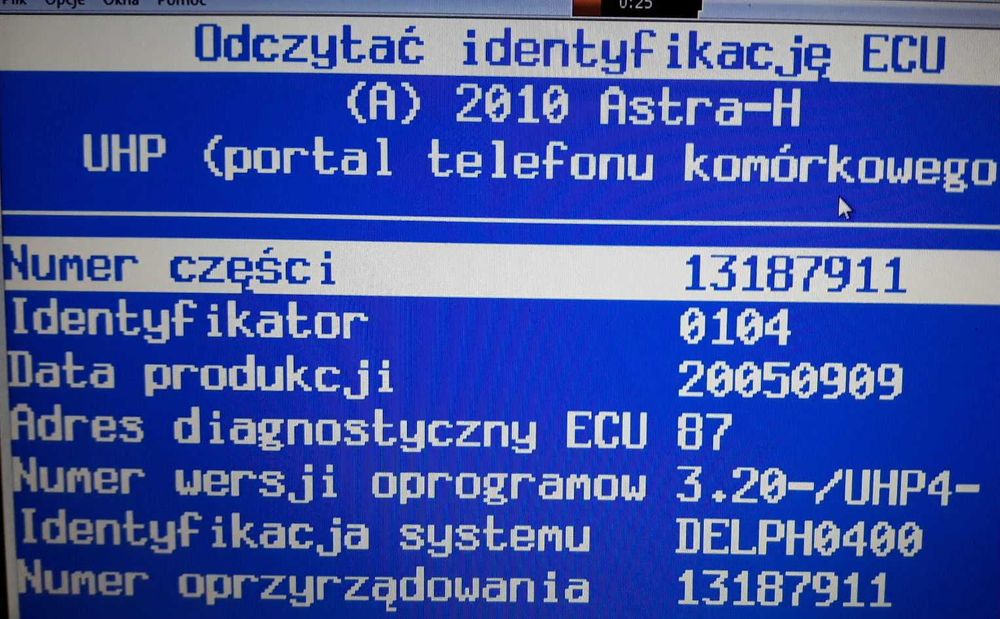 Moduł telefonu UHP4 UWA + wspornik + mikrofon + wtyczka Opel Zafira B