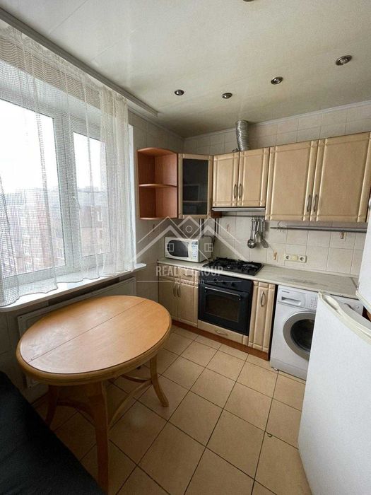 Оренда 2к з автономним опаленням по вул. В’ячеслава Чорновола