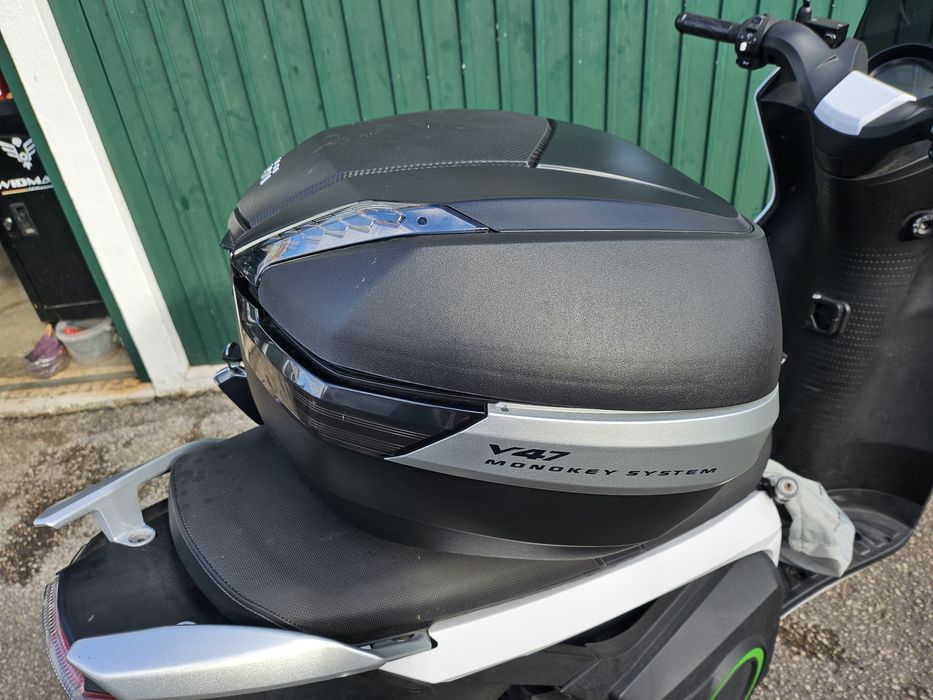 Top case Givi V47 Ducati Multistada v4 ou  outra