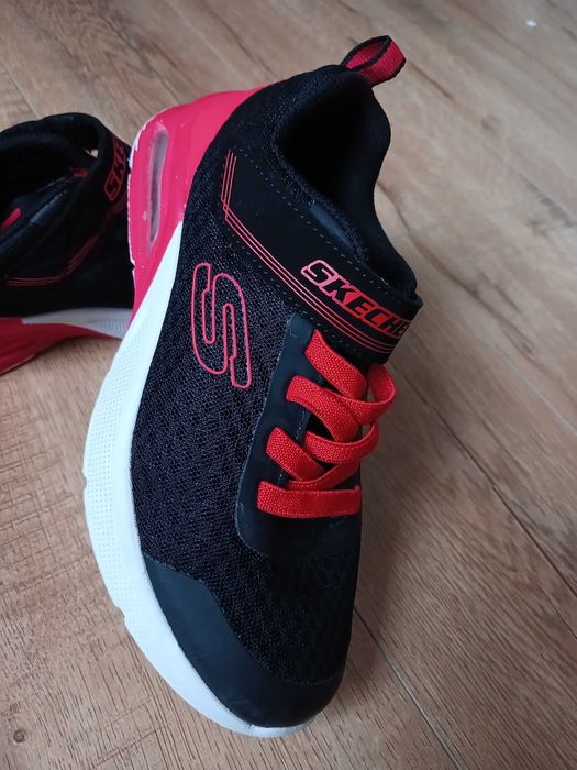 Кроссовки Skechers, оригинал. р 33