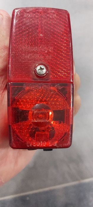 Luz de presença traseira para dinamo