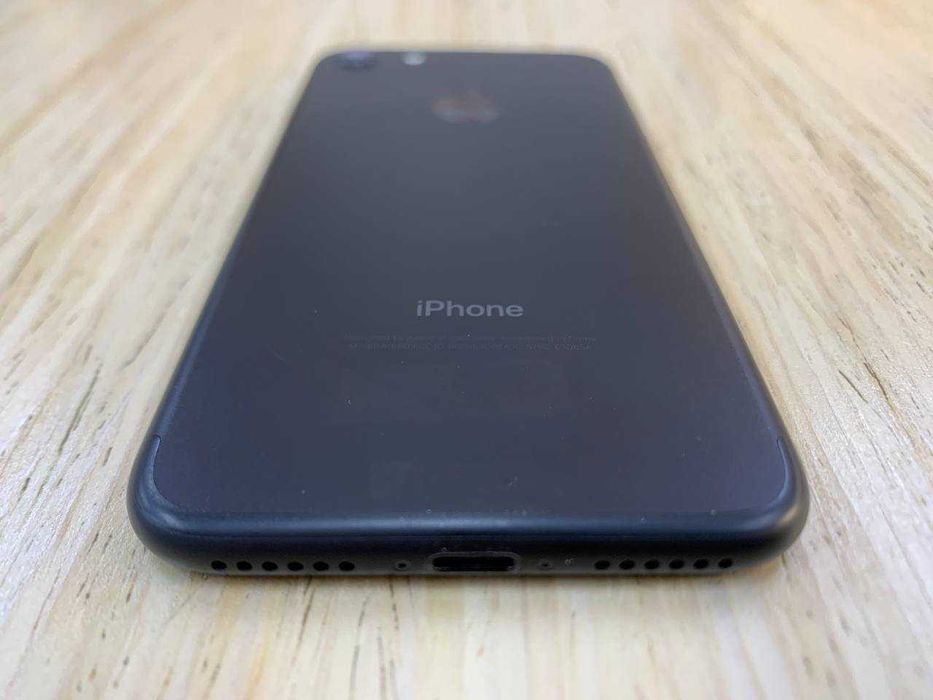 /12288/ iPhone 7 32gb Black Neverlock Обмін Розстрочка Гарантія