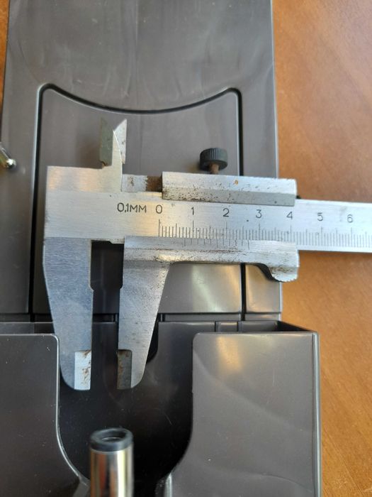 зарядна станція дайсон зарядка