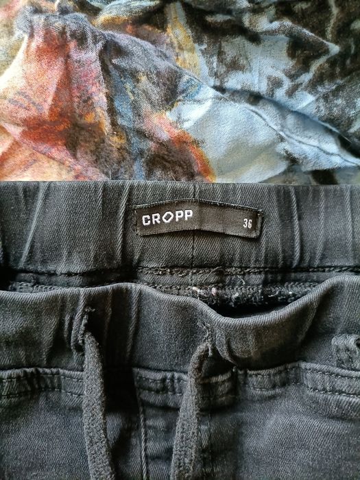 Spodnie młodzieżowe