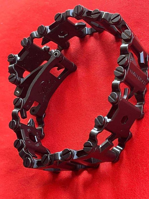 Браслет Mультитул Leatherman Tread Black / Silver