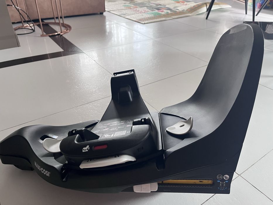Fotekik samochodowy Maxi Cosi Peable 360 Pro z baza