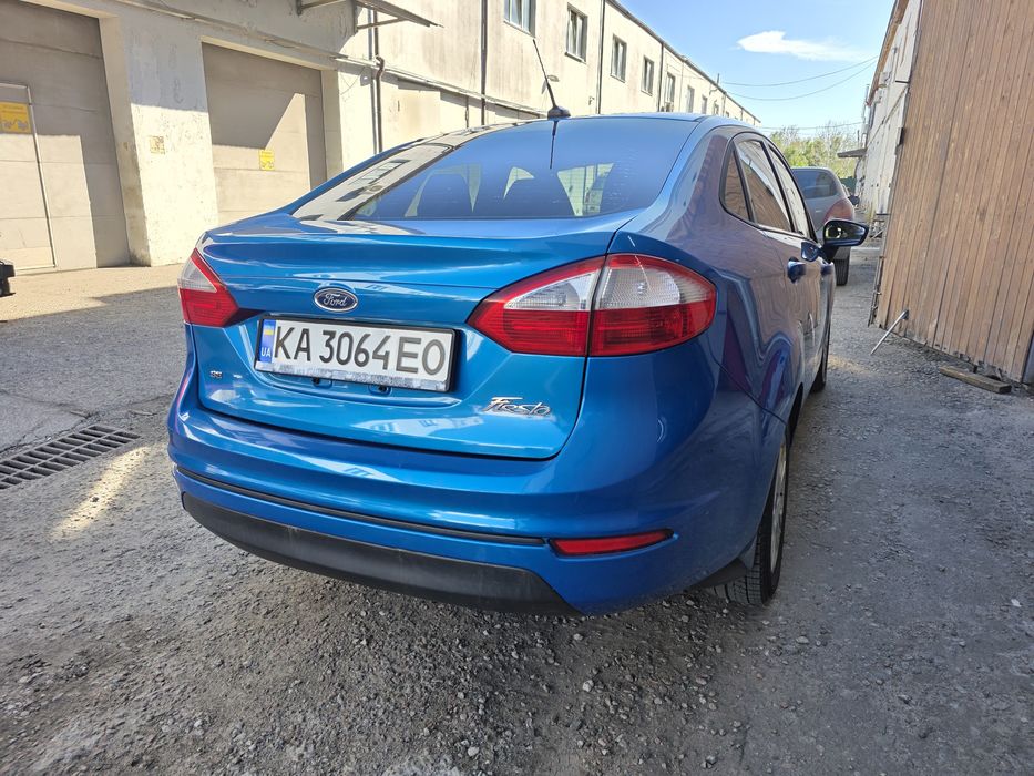 Ford Fiesta 2014 рік, 1.6 літра , автомат