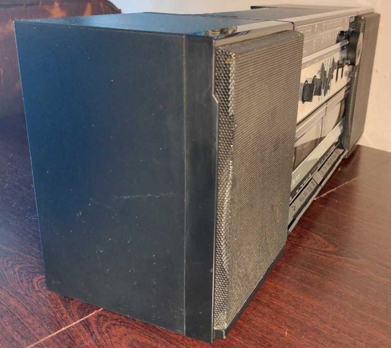 магнітолу Sanyo MW 227 L