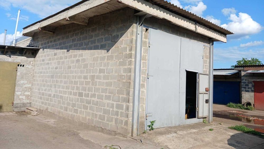 Гараж АГК Хрустальний