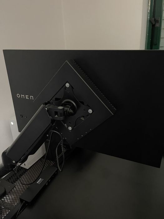 Monitor OMEM 25i