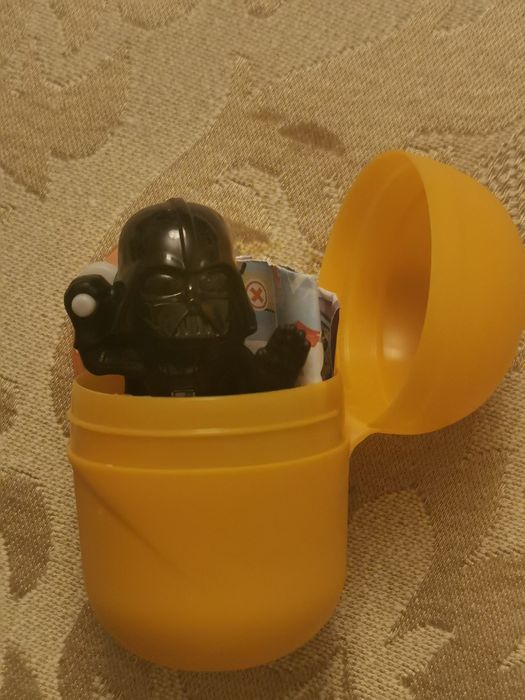 Figuras Star Wars da coleção kinder surpresa