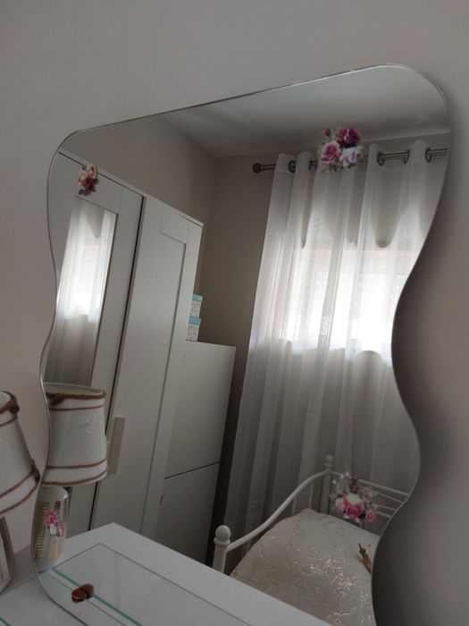 Espelho de Parede Vintage, 60x75cm com dois pontos de fixação