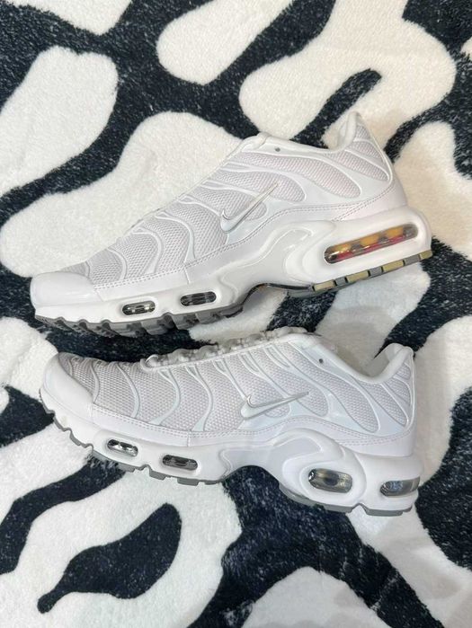 Buty sportowe Nike Air Max TN Plus White R.41
