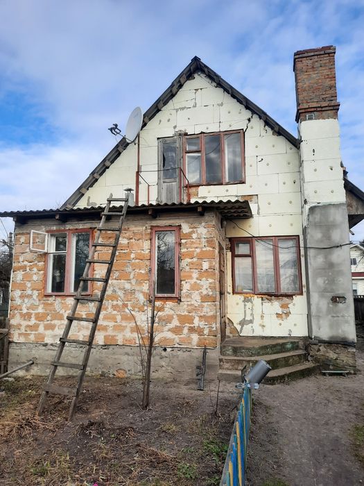 Продам будинок з ділянкою м. Березне