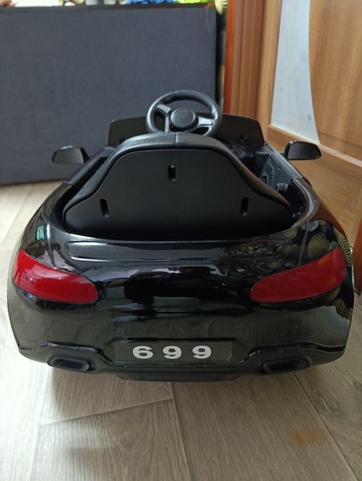 Электромобіль дитячий