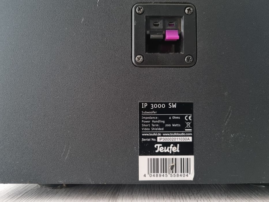 Teufel  subwoofer  i  kolumny