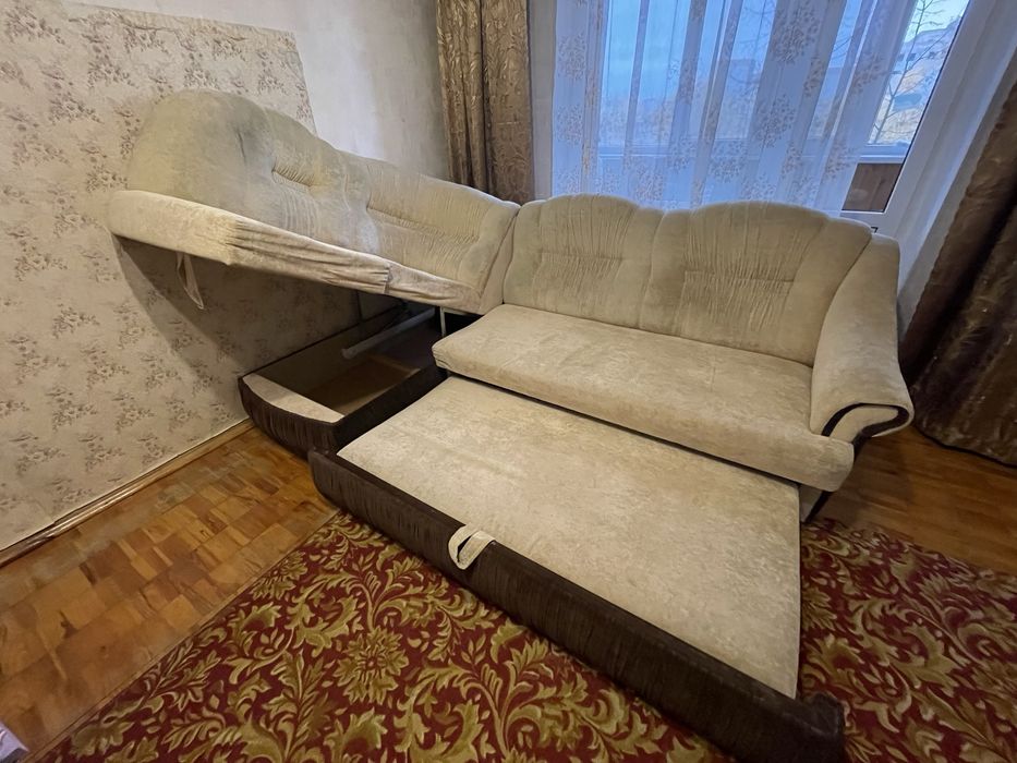 Диван кутовий розкладний