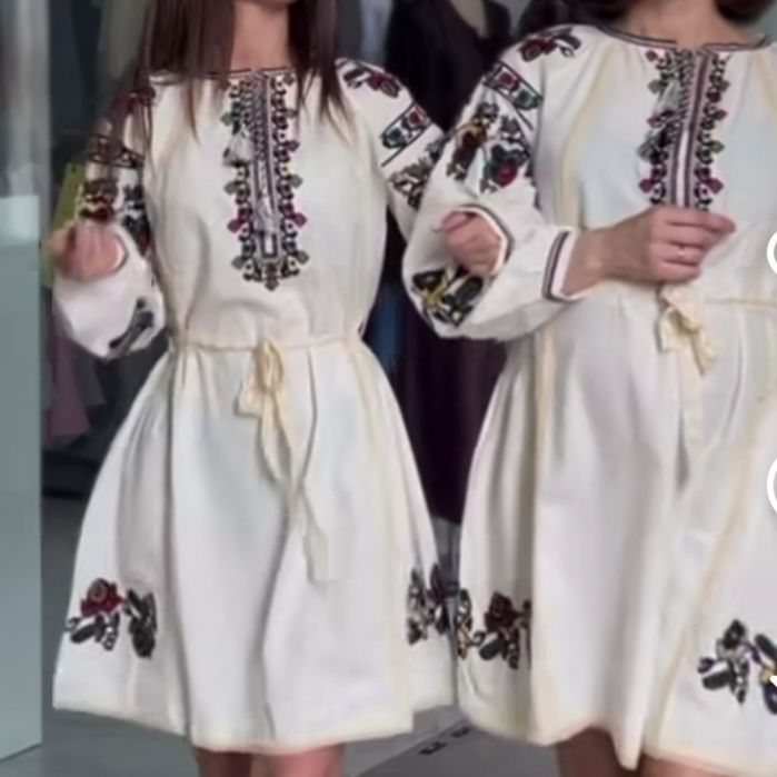 Жіноча сукня вишиванка L розмір