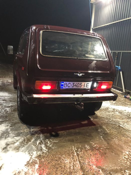 Автомобіль ВАЗ 2121