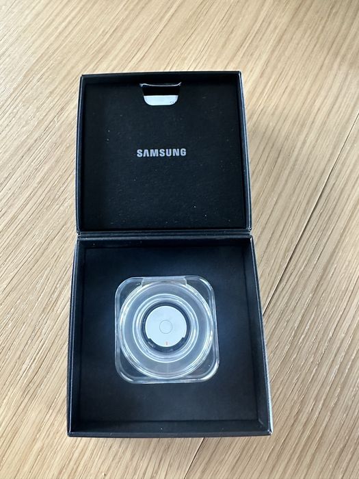 Samsung Galaxy Ring q501