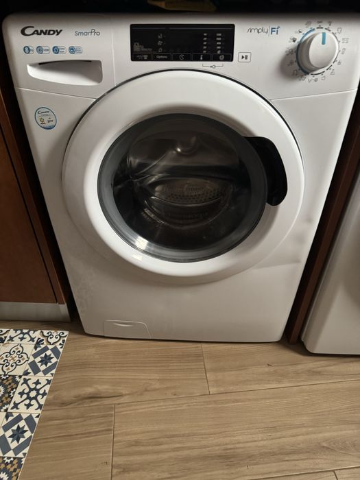 Candy pro 8kg .( maquina de lavar a roupa)