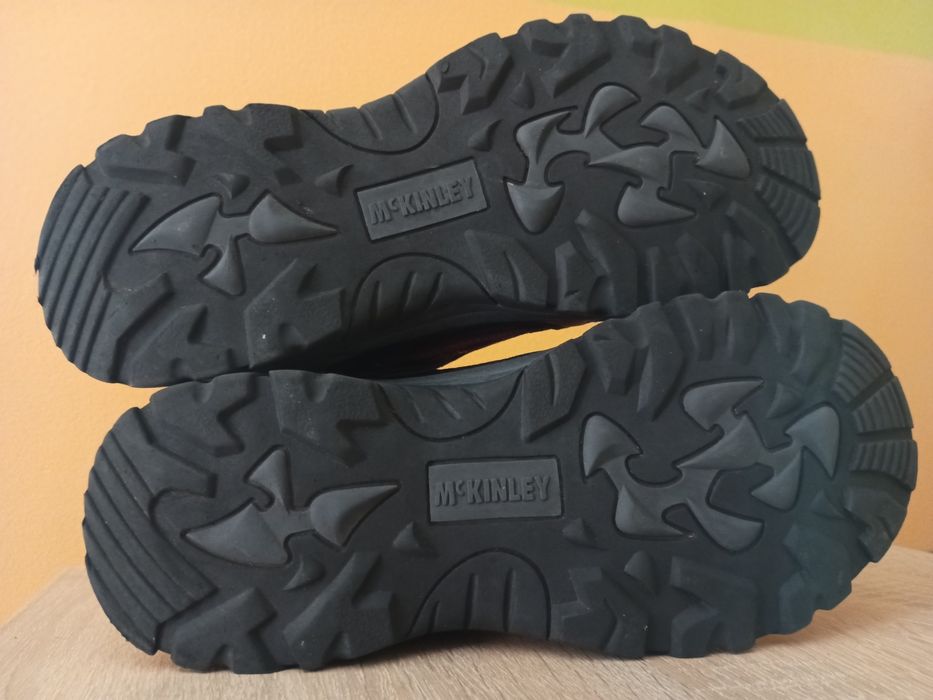 McKinley trekkingowe wodoodporne 41,5