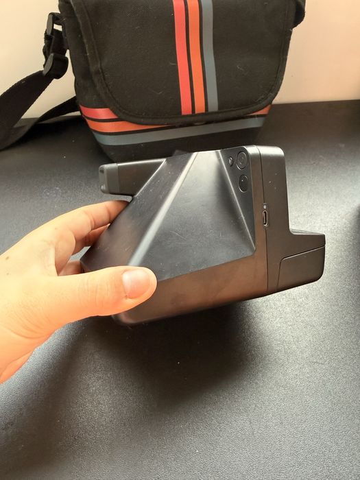 Polaroid NOW 2a Geração com caixa de origem e bolsa para a guardar