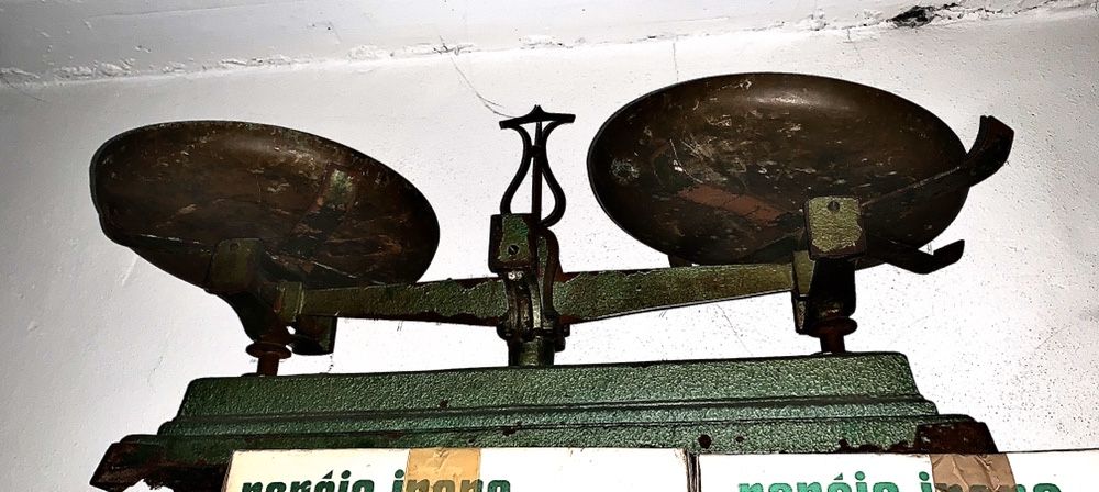 Balança antiga funcional