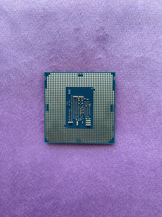 Процесор Intel Pentium G4600 (2 ядра / 4 потоки)