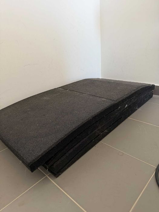 4 Placas de Borracha de Pneu para acesso a garagem - 100x50x4cm