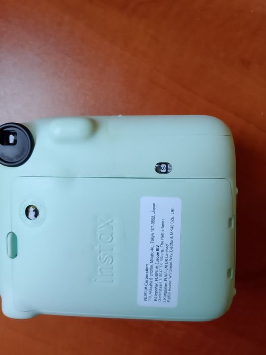 Instax  12 mini aparat