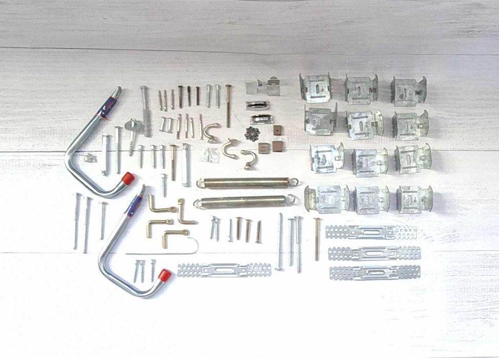 Zestaw montażowy Akcesoria metalowe do montażu Haki Śrubki Wkręty 37el