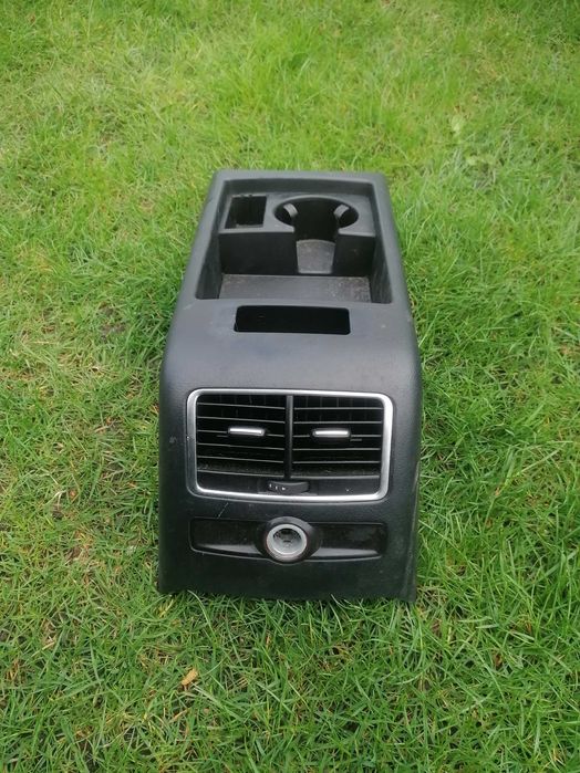 Audi A6 C6 Tunel Środkowy Tył Tylny Osłona Tunelu Kratki Nawiewu Tylne