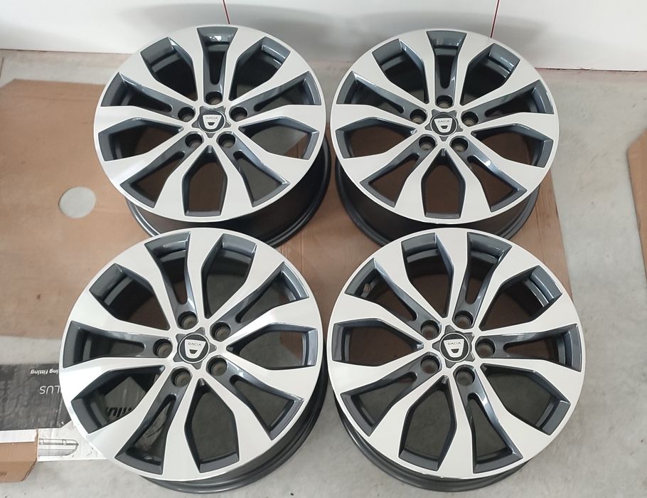 5x114.3 R17 Dacia NOWE komplet